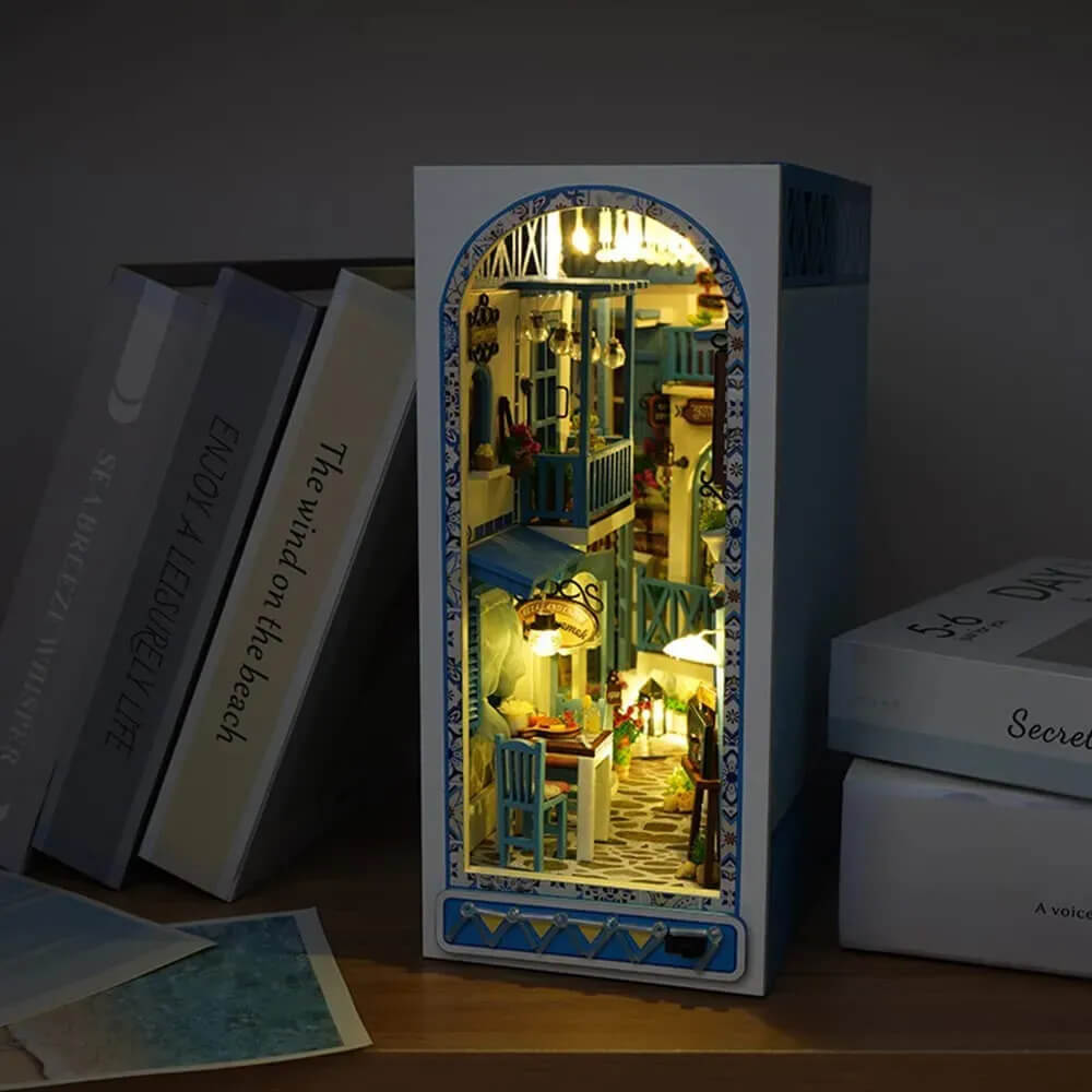 Sea Breeze Realm DIY Book Nook Kit image 03